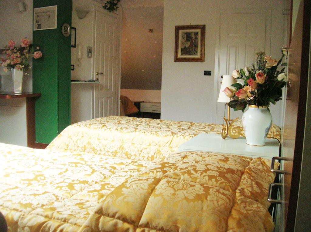 B&B Anna Moncalieri Quarto foto